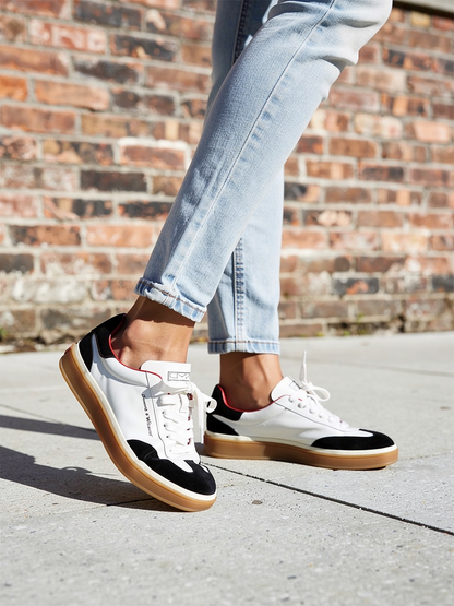 Premium Urban Performance Sneaker White/Black trim